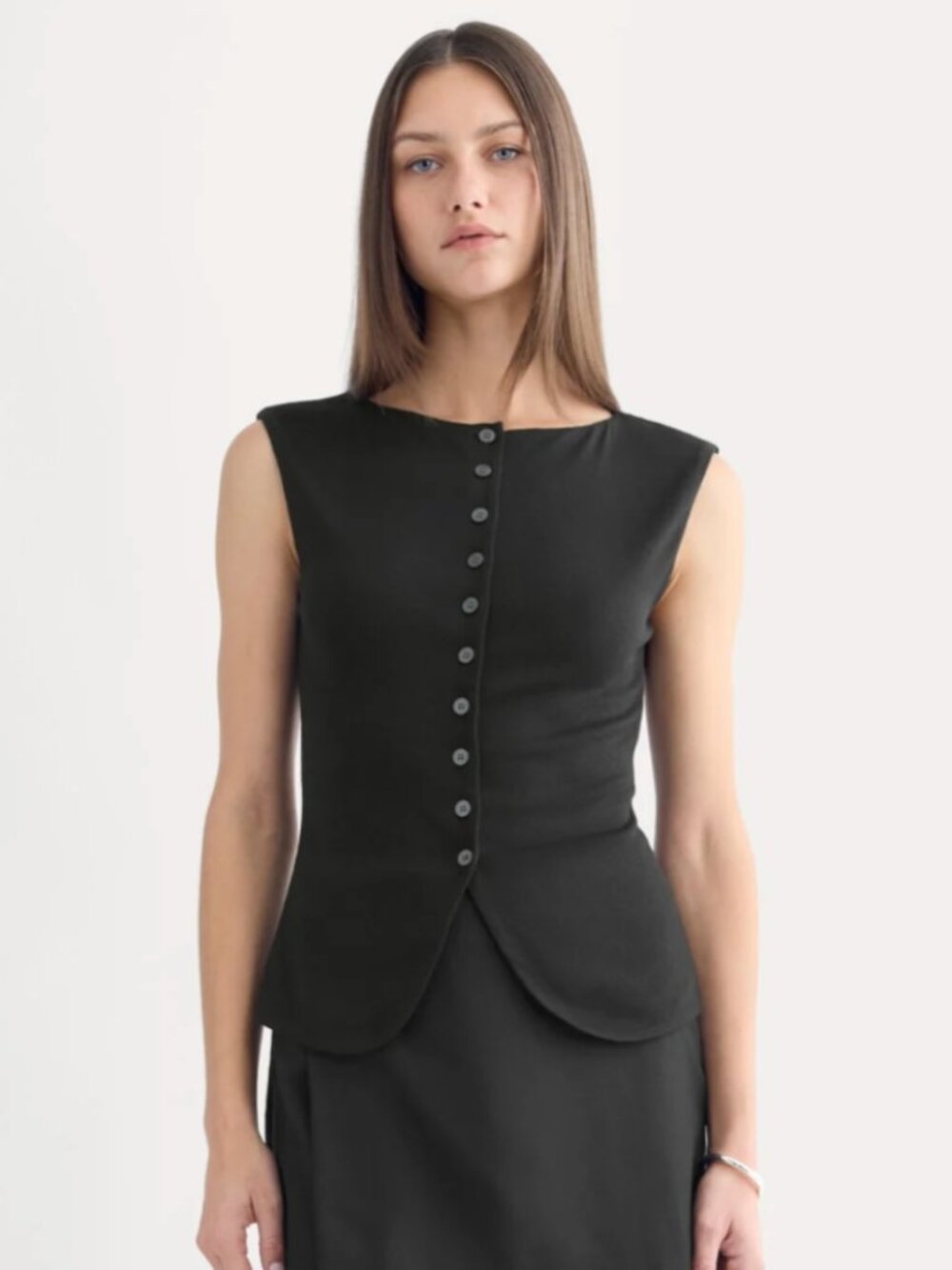 Everlane sleeveless button up blouse